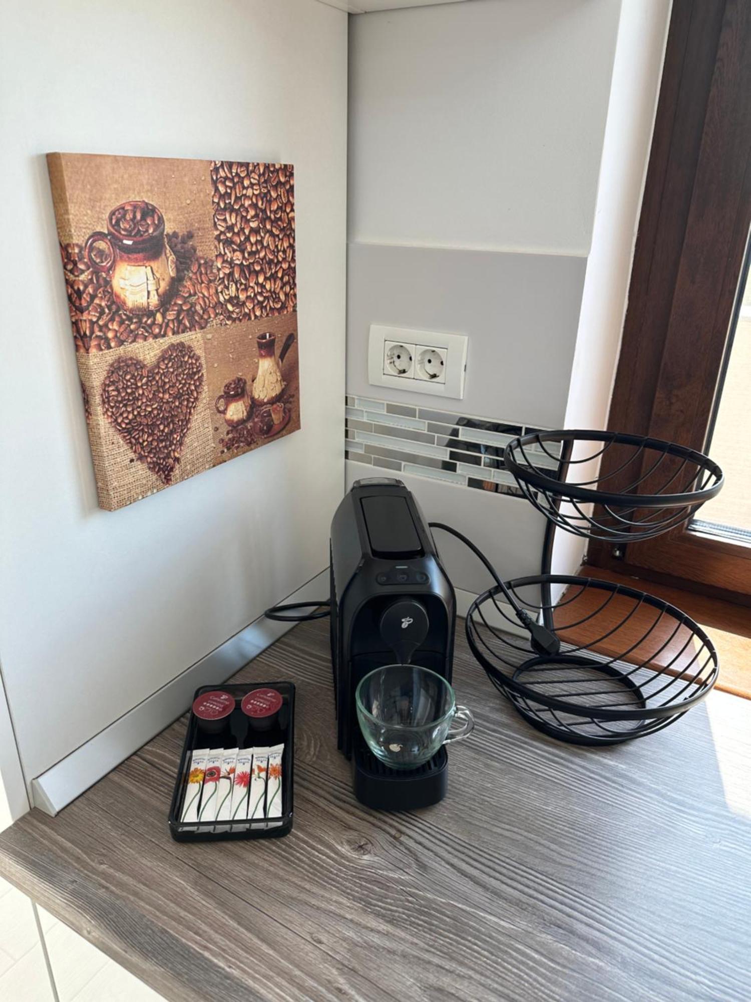 Venetia Apartament - *